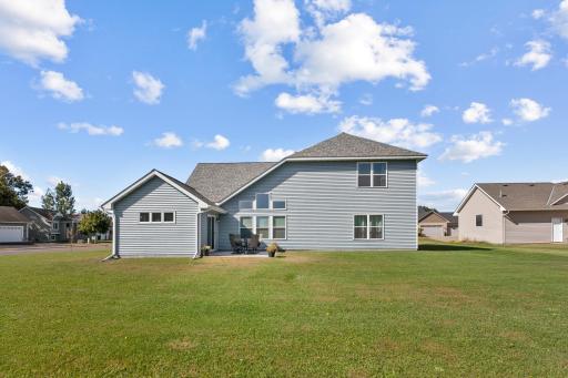 38209 Everett Avenue, North Branch, MN 55056