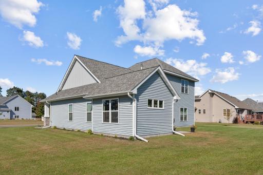 38209 Everett Avenue, North Branch, MN 55056