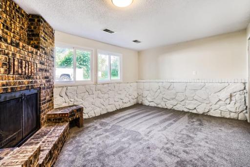 14956 Dodd Boulevard, Rosemount, MN 55068
