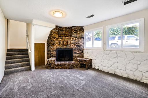 14956 Dodd Boulevard, Rosemount, MN 55068