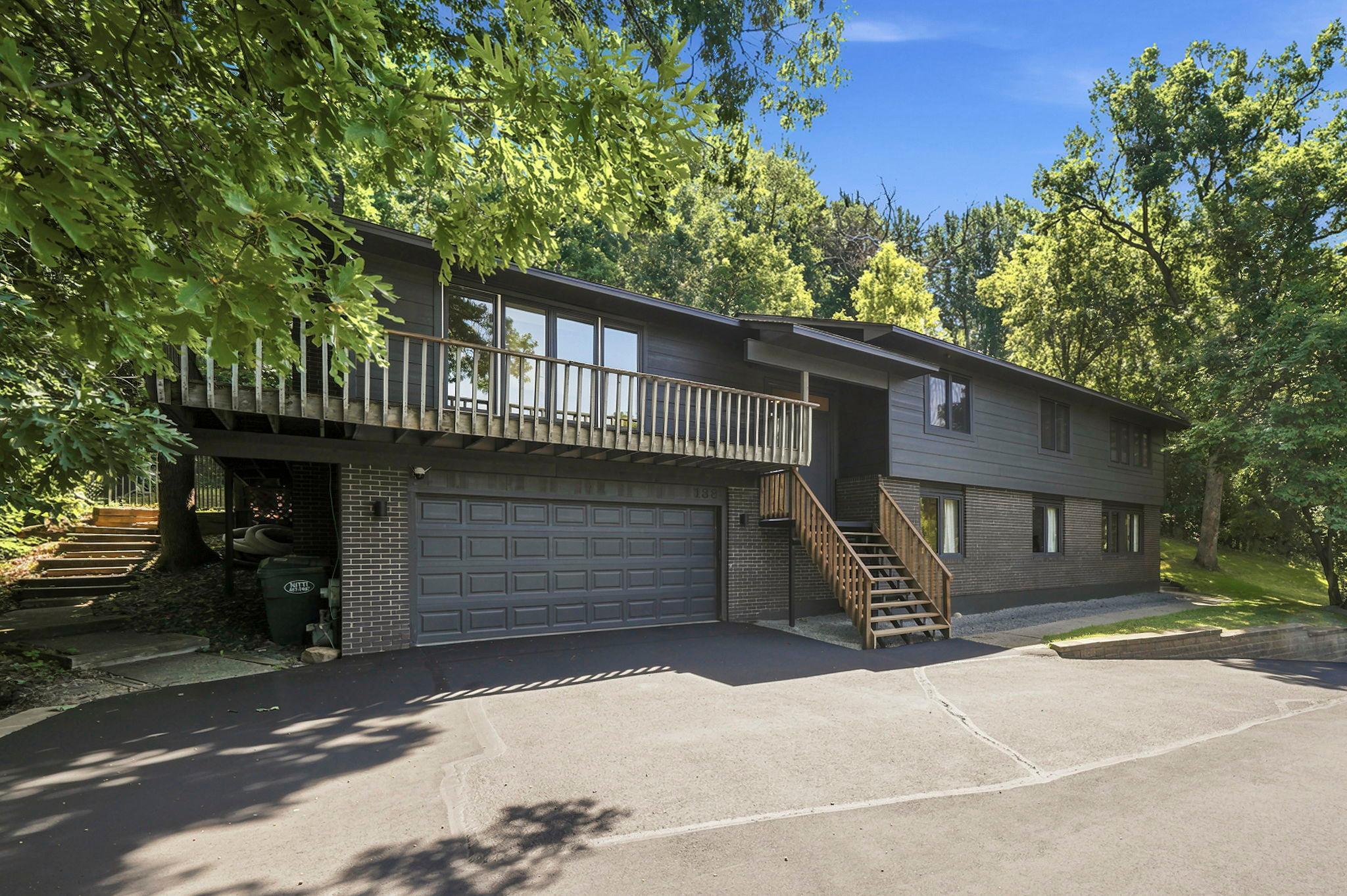 Welcome to 138 Chaparral Dr!
