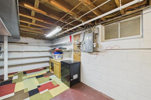 Basement - Bonus Room