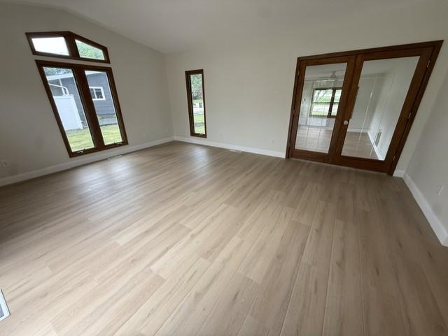 Family room w/french door