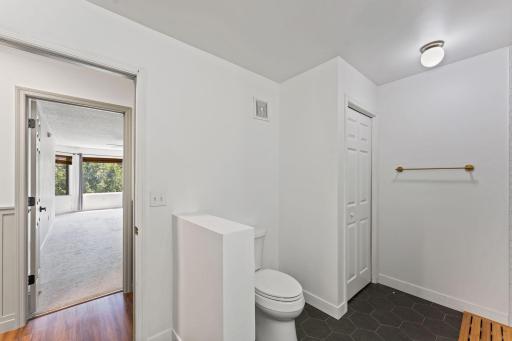 1550 Zarthan Avenue S, 512, Minneapolis, MN 55416