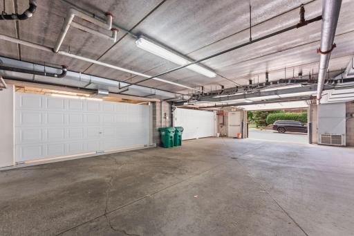1550 Zarthan Avenue S, 512, Minneapolis, MN 55416