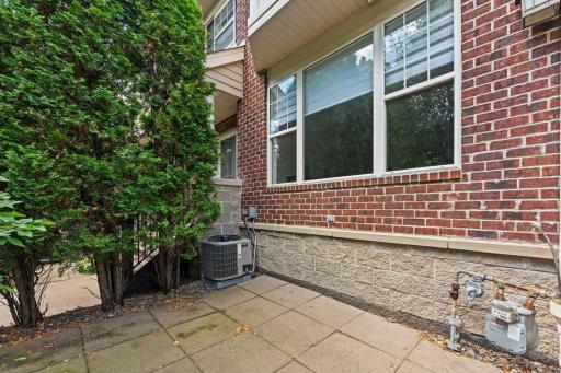 1550 Zarthan Avenue S, 512, Minneapolis, MN 55416