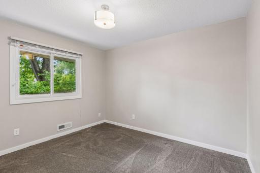 285 Deubener Place, Saint Paul, MN 55105