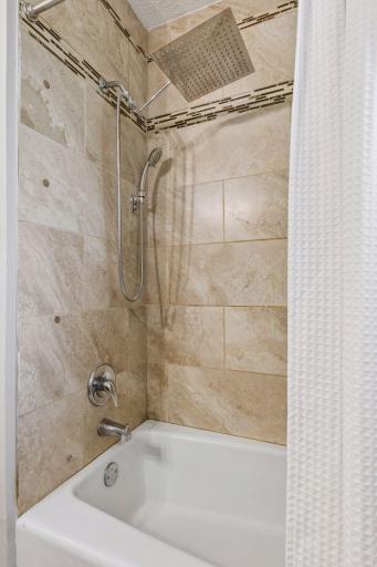 285 Deubener Place, Saint Paul, MN 55105