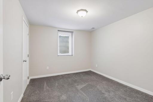 285 Deubener Place, Saint Paul, MN 55105