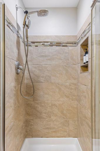 285 Deubener Place, Saint Paul, MN 55105