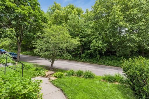 285 Deubener Place, Saint Paul, MN 55105