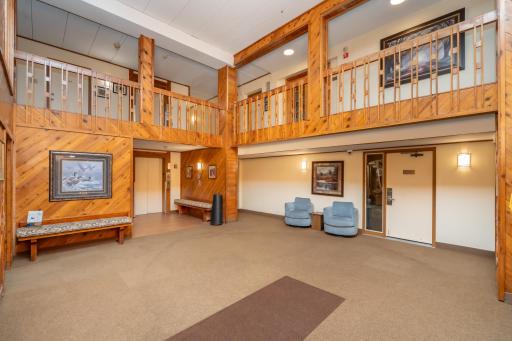 175 County Road B2 E, 429, Saint Paul, MN 55117