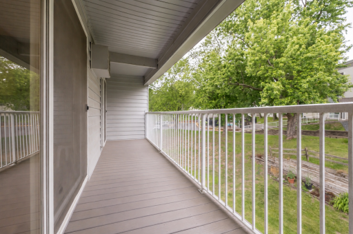 175 County Road B2 E, 429, Saint Paul, MN 55117