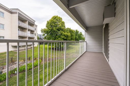 175 County Road B2 E, 429, Saint Paul, MN 55117
