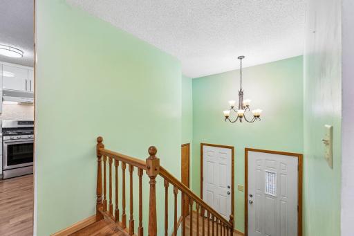 5-web-or-mls-Grey Widgeon Pl-S0505-005.jpg