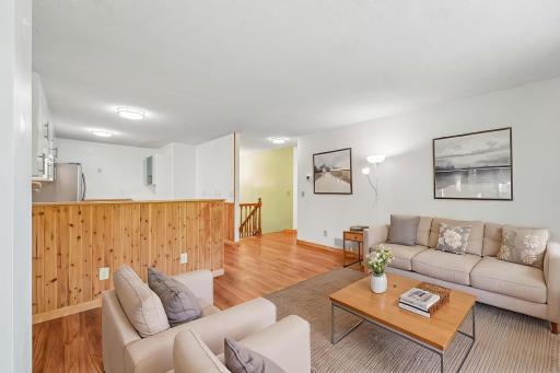 8-web-or-mls-Grey-Widgeon-Pl-S0505-008 VS.jpg