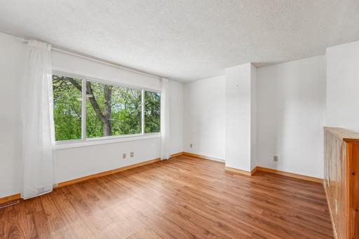 10-web-or-mls-Grey Widgeon Pl-S0505-010.jpg