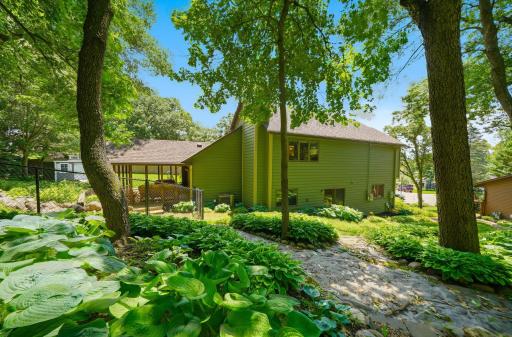 This yard deserves its own showing. You have to experience it in person.