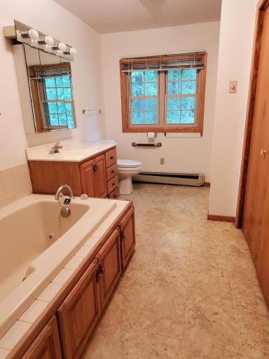 9308 Ossawinnamakee Road, Pequot Lakes, MN 56472