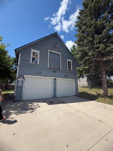 301 Connecticut Avenue, Adrian, MN 56110