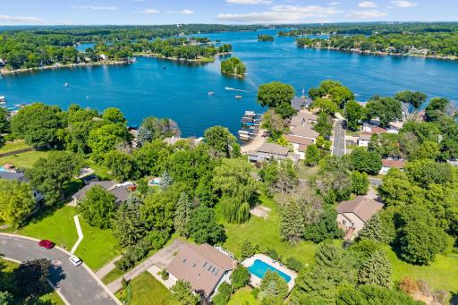 15648 Calmut Avenue NE, Prior Lake, MN 55372
