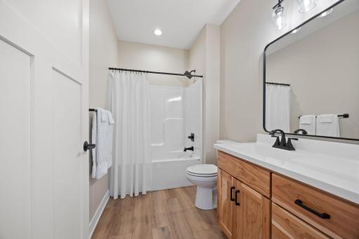 173 Eau Claire Avenue SE, Hutchinson, MN 55350