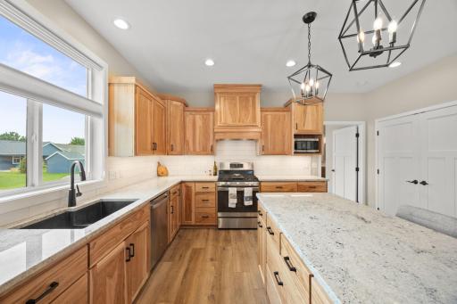 173 Eau Claire Avenue SE, Hutchinson, MN 55350