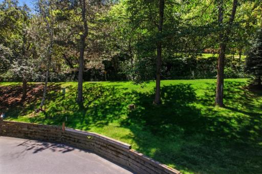47060 Queens Cove Circle, La Crescent, MN 55947