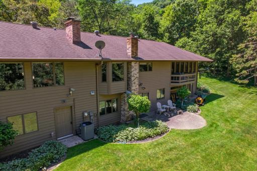 47060 Queens Cove Circle, La Crescent, MN 55947