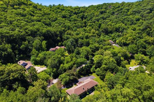 47060 Queens Cove Circle, La Crescent, MN 55947