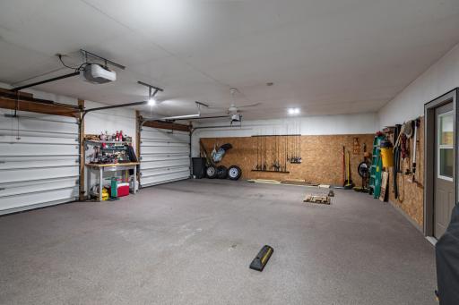 47060 Queens Cove Circle, La Crescent, MN 55947