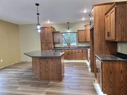 Dining area, notice the under cabinet motion lighting