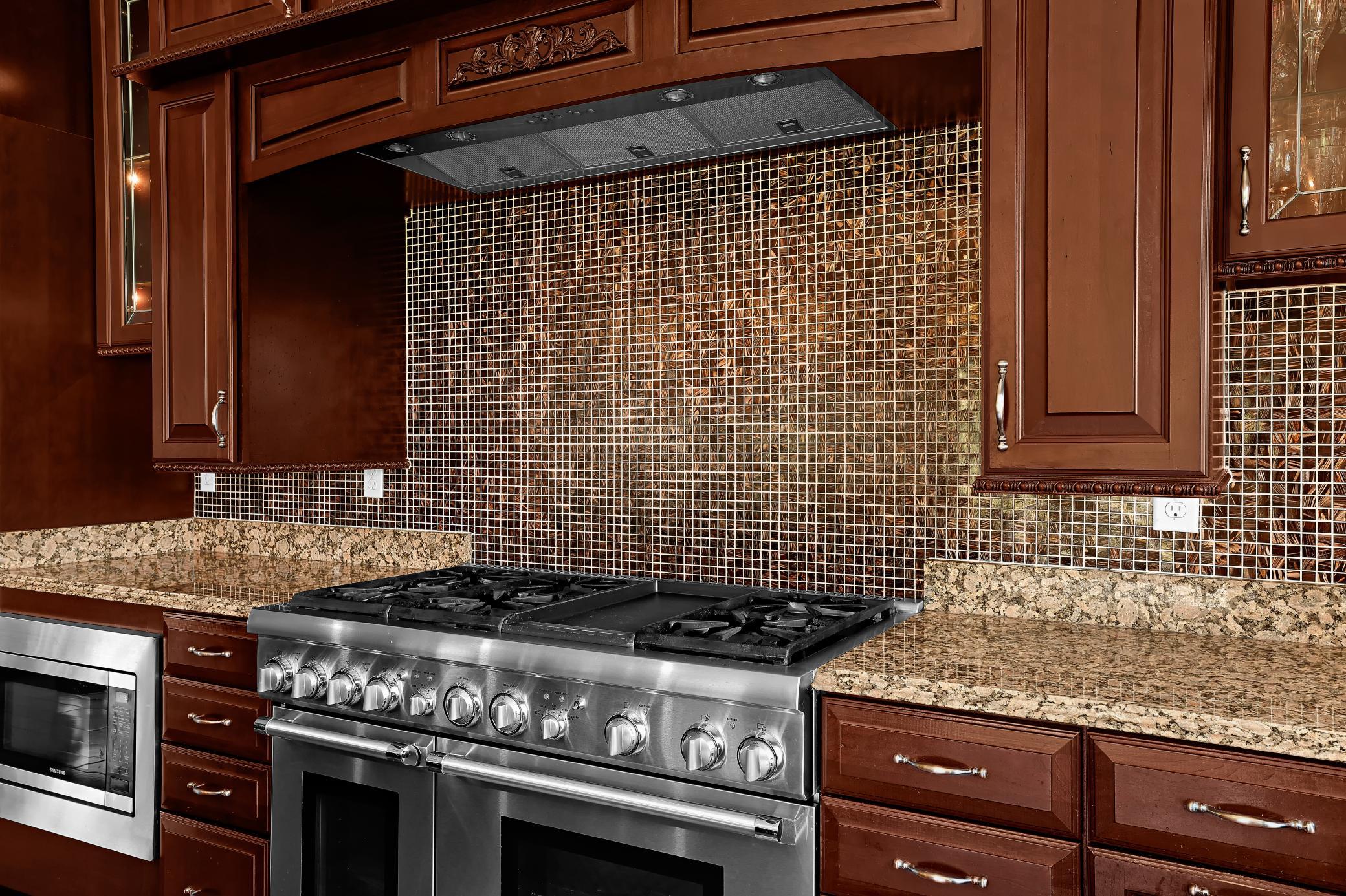Commercial grade over/cooktop
