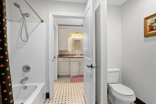 3312 Augusta Lane, Onalaska, WI 54650