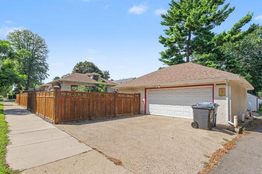 3957 44th Avenue S, Minneapolis, MN 55406