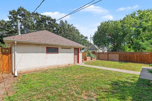 3957 44th Avenue S, Minneapolis, MN 55406