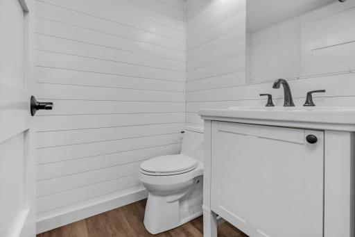 14717 Minnehaha Place, Wayzata, MN 55391