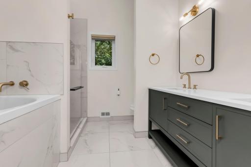 14717 Minnehaha Place, Wayzata, MN 55391
