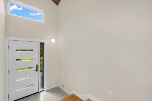 14717 Minnehaha Place, Wayzata, MN 55391