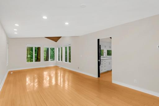 14717 Minnehaha Place, Wayzata, MN 55391