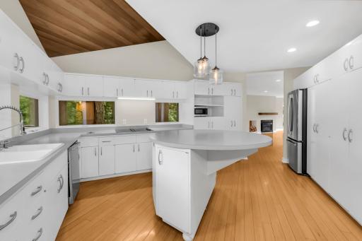 14717 Minnehaha Place, Wayzata, MN 55391