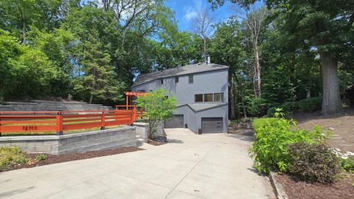 14717 Minnehaha Place, Wayzata, MN 55391