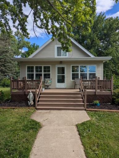48760 10th Avenue, Kenyon, MN 55946