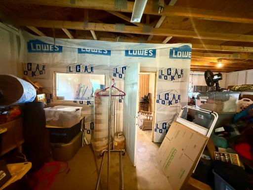 48760 10th Avenue, Kenyon, MN 55946