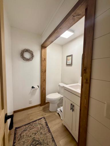 48760 10th Avenue, Kenyon, MN 55946