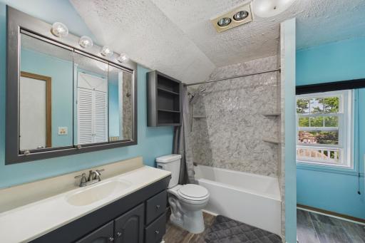 121 4th Avenue S, South Saint Paul, MN 55075