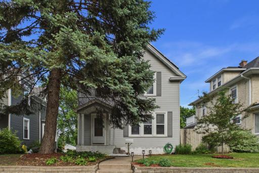 121 4th Avenue S, South Saint Paul, MN 55075