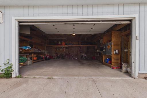 121 4th Avenue S, South Saint Paul, MN 55075