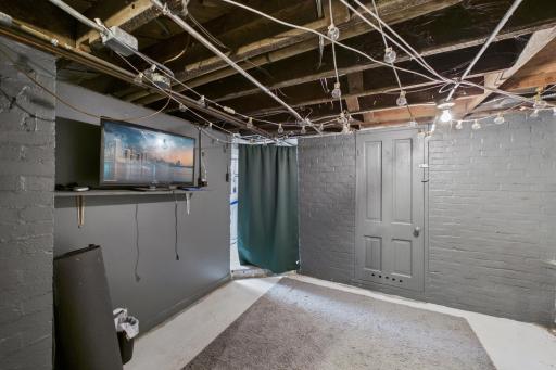 121 4th Avenue S, South Saint Paul, MN 55075