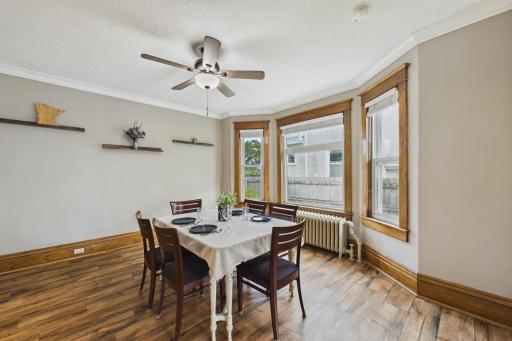 121 4th Avenue S, South Saint Paul, MN 55075